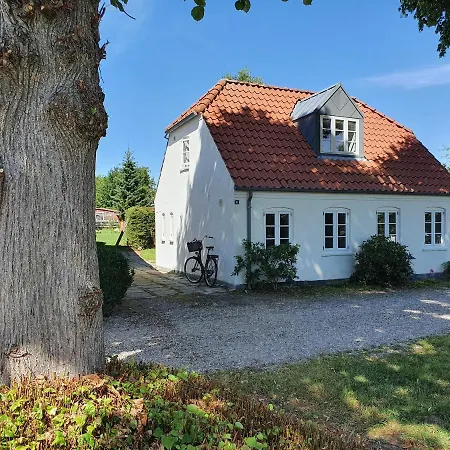 Slotsgaardens Hus Holiday home *